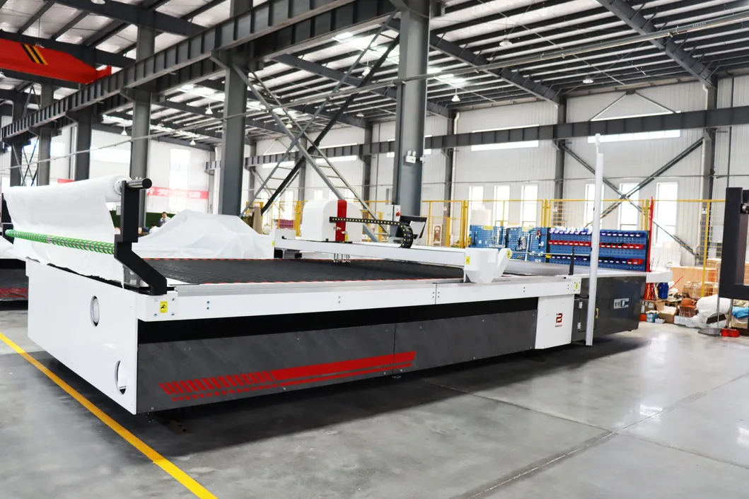 Automatic Positioning and Drilling Multi Layer Cropping Cutter Equipment Knife Cutting Machine