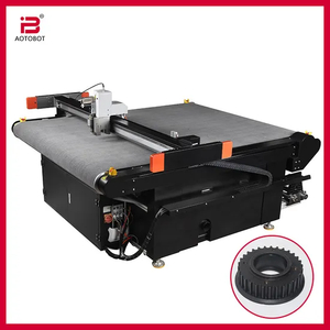 Long Life and High Precision Fabric Cutting Machine for Apparel Industry